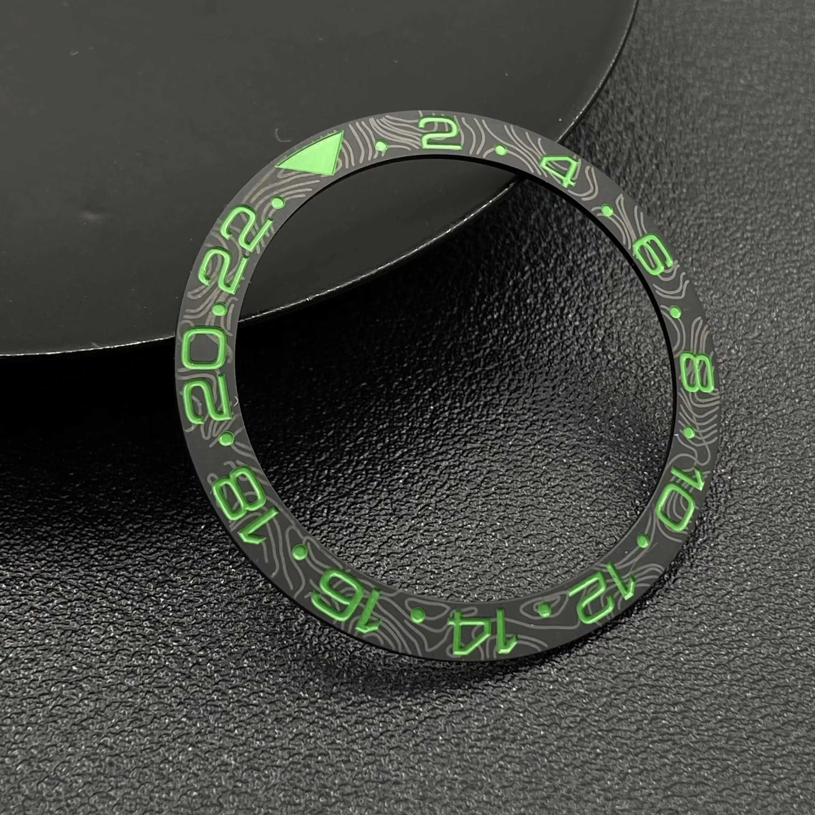 Ceramic Bezel Insert Ring with Carbon Fiber Design - Tilted Edge, 38x30.6mm