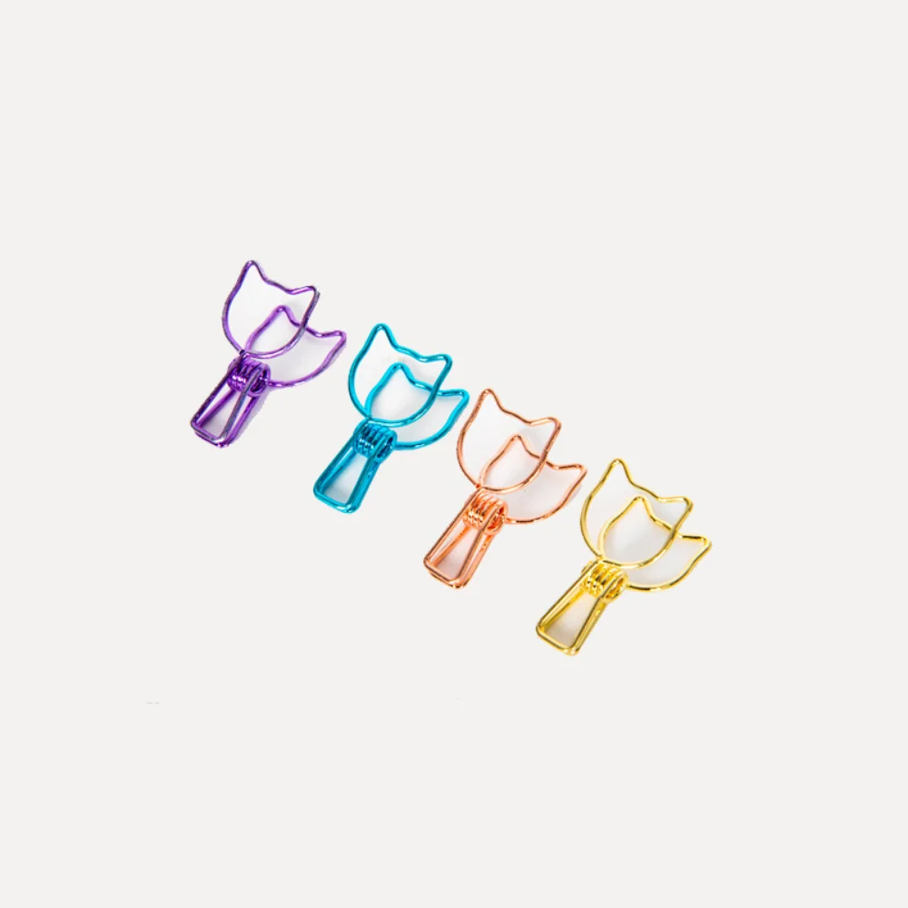 

Wholesale 200pcs Creative 1.2mm Cat Shaped Hollow Small Fish Clip Metal Electroplating Color Shaped Fish Tail Clip