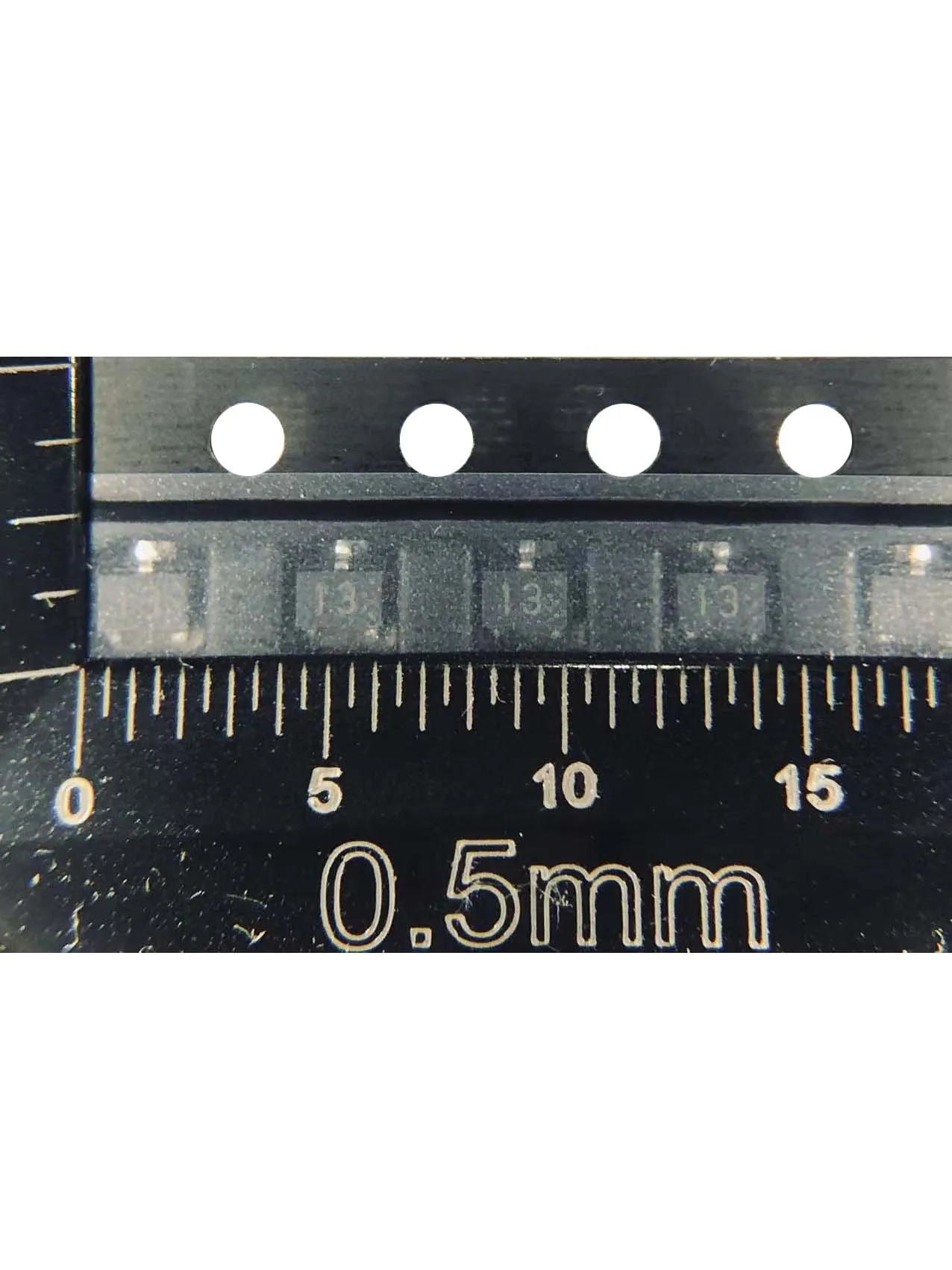 

100pcs/LOT DTA143EUAFRAT106 DTA143EUT106 TRANS PNP 4.7K/4.7K SOT-323 100mA PNP