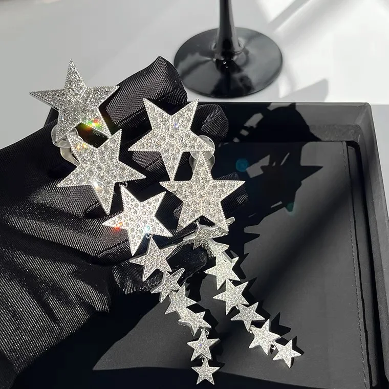 Earrings Exaggerated Retro Light Luxury Senior Sense Pentagonal Star Fringe Long Ear Clip Can Be Worn Without Ear Holes For