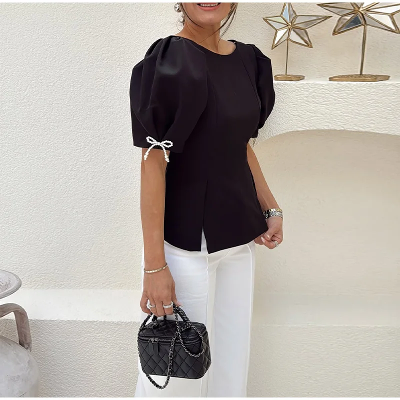Damen Peplum-Top mit Puffärmeln, seitlichem Schlitz, Perlenbesatz, Rundhalsausschnitt, Schlitzsaum und Schleife – schmales Sommer-Oberteil für den Alltag und Streetwear – Detail 10