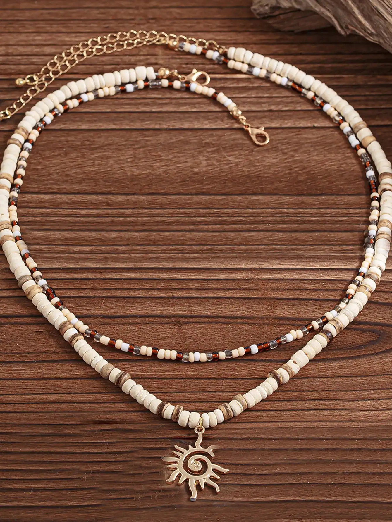 قطعة واحدة من صدفة الرجال، سيرفر، خرزات خشبية، قلا...