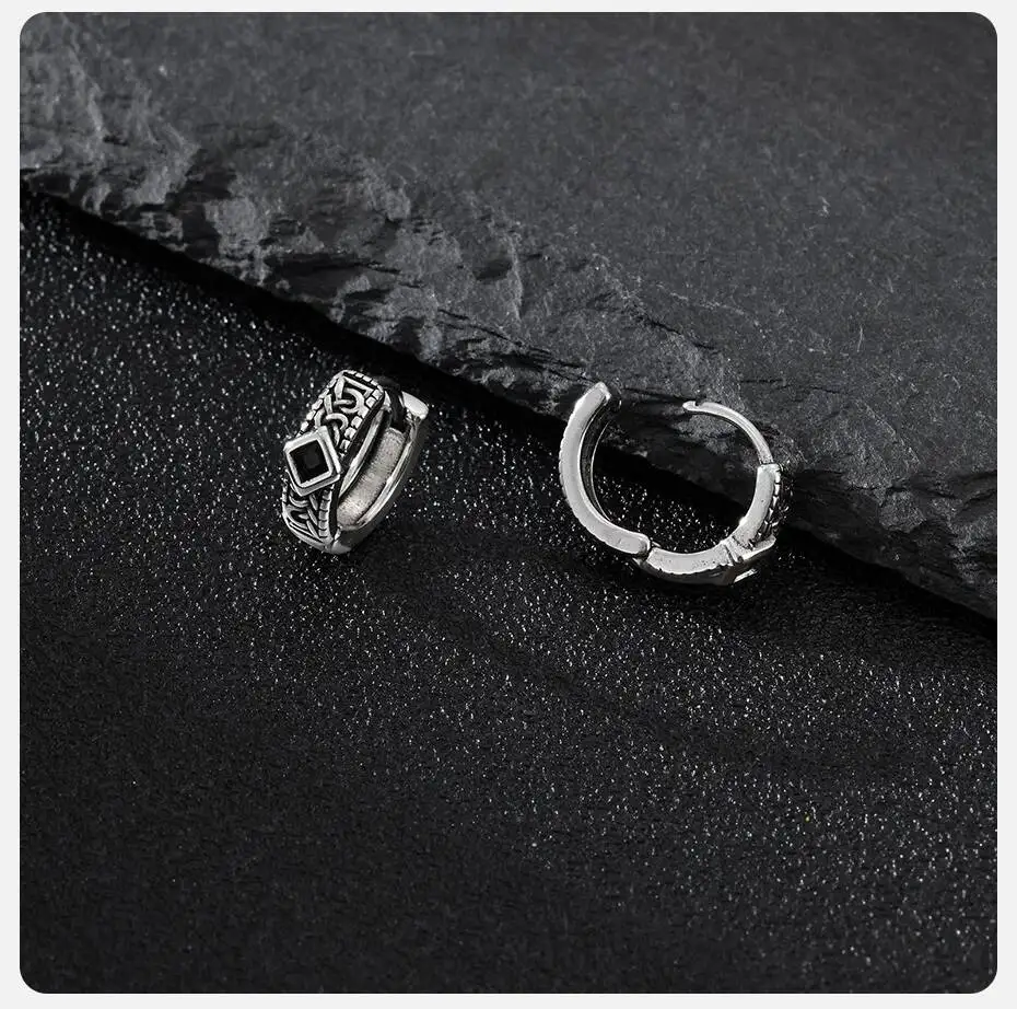 Vnox Puck Rock Creolen für Männer und Teenager, Anti-Allergie-Edelstahl-Huggies-Ohrringe, schwarzer Zirkon-Ohrschmuck, Geschenk für ihn – Detail 12