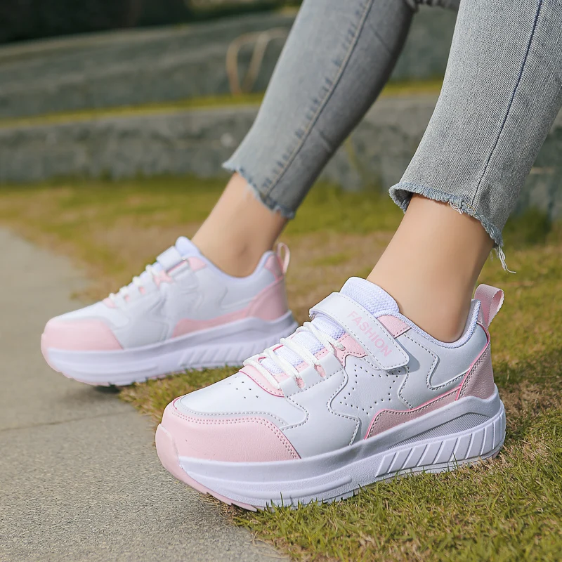 Scarpe da skate per bambini Moda Casual Sport Bambini Sneakers a 4 ruote per ragazzi e ragazze Regalo Calzature belle - immagine 2