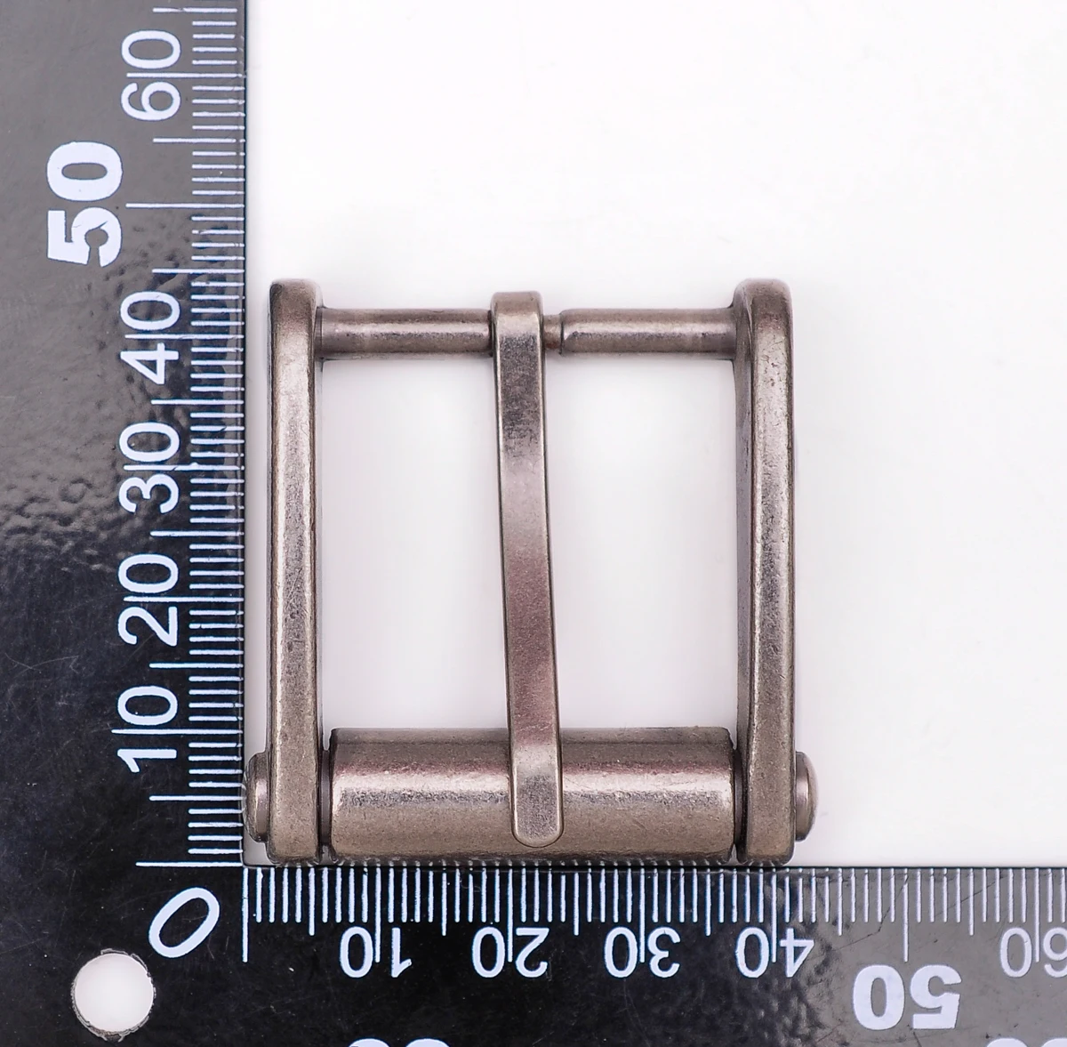32Mm Novelty Heavy Mens Retro Solid Silver Single Prong End Bra Heel Bar Metal Roller Belt Buckle for Leathercraft