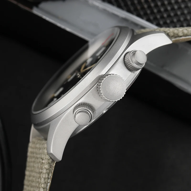 MILITADO ML1868-2 クロノグラフ MILITADO ML1868-2 クロノグラフ