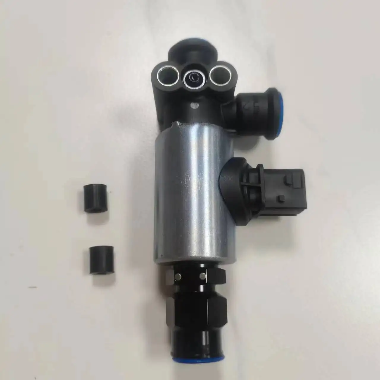 Mercedes-Benz Trucks Multi-way Solenoid valve A0009973612 4721700800 0009973612 truck multi way solenoid valve
