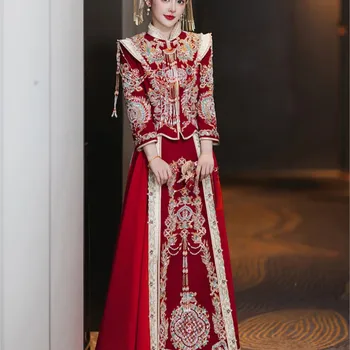 New Chinese-style wedding dress bride's heavy and form-fitting