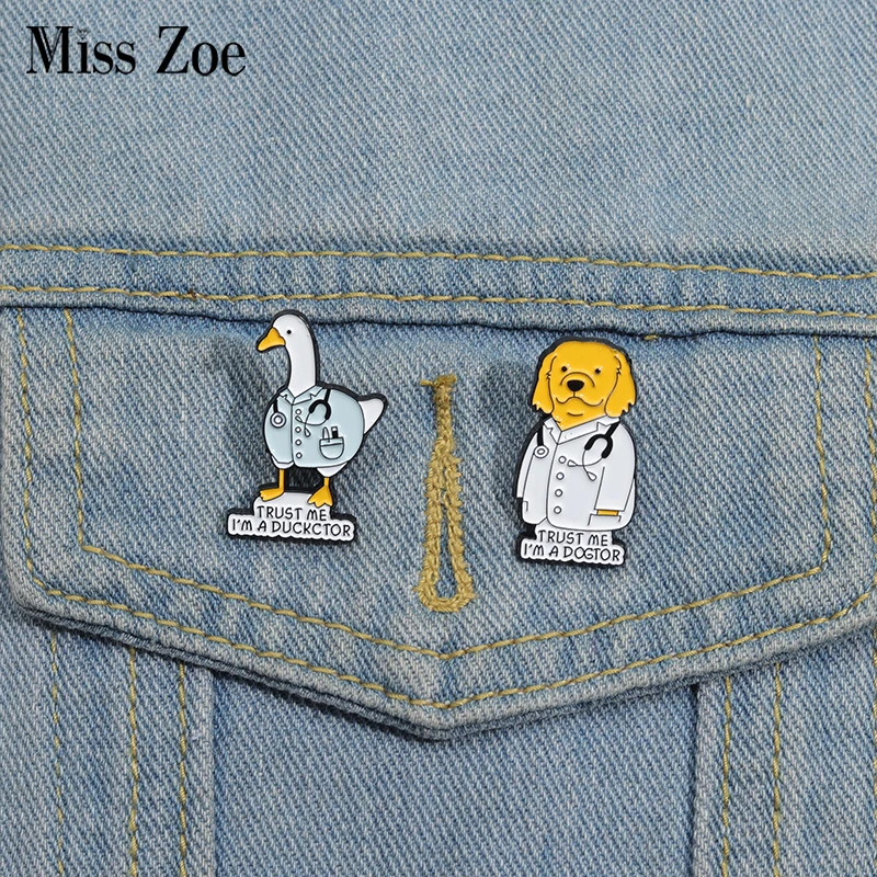 Enamel Pins Animal Brooch Custom TRUST ME I'M A DOGTOR Lapel Badges Jewelry Gift For Friends