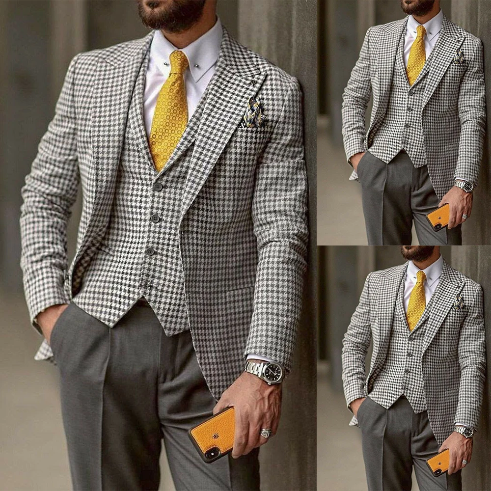 

Latest Classic Gentleman Men Suits With Two Pieces Jacket And Vest Business Designer Wedding Formal Occasion Tuxedos