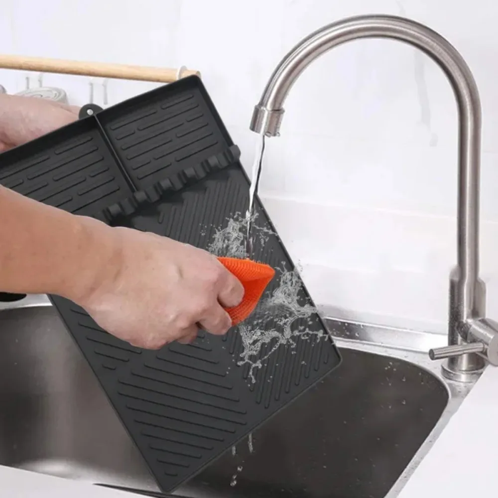 BBQ Grill Mat BBQ Tool Mat Silicone Protective Pad Anti-dust Cleaning Pad BBQ Plate Potholder Oven Oil Box Outdoor Accessories