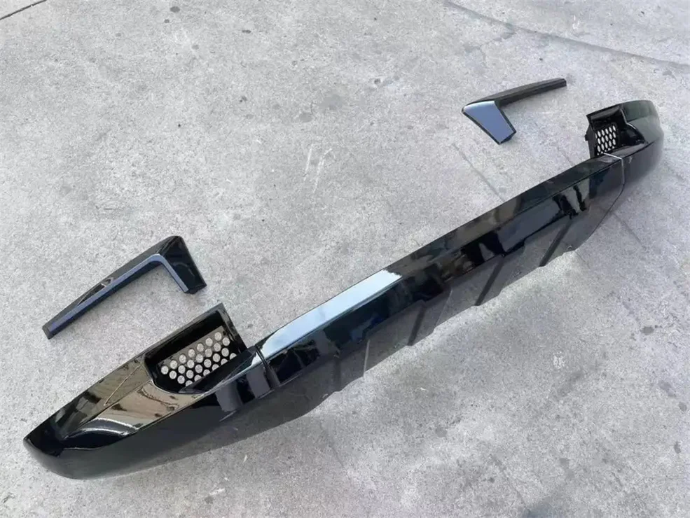 Car Facelift Performance Kit Front Splitter Lip With Eyebrow For Defender custom