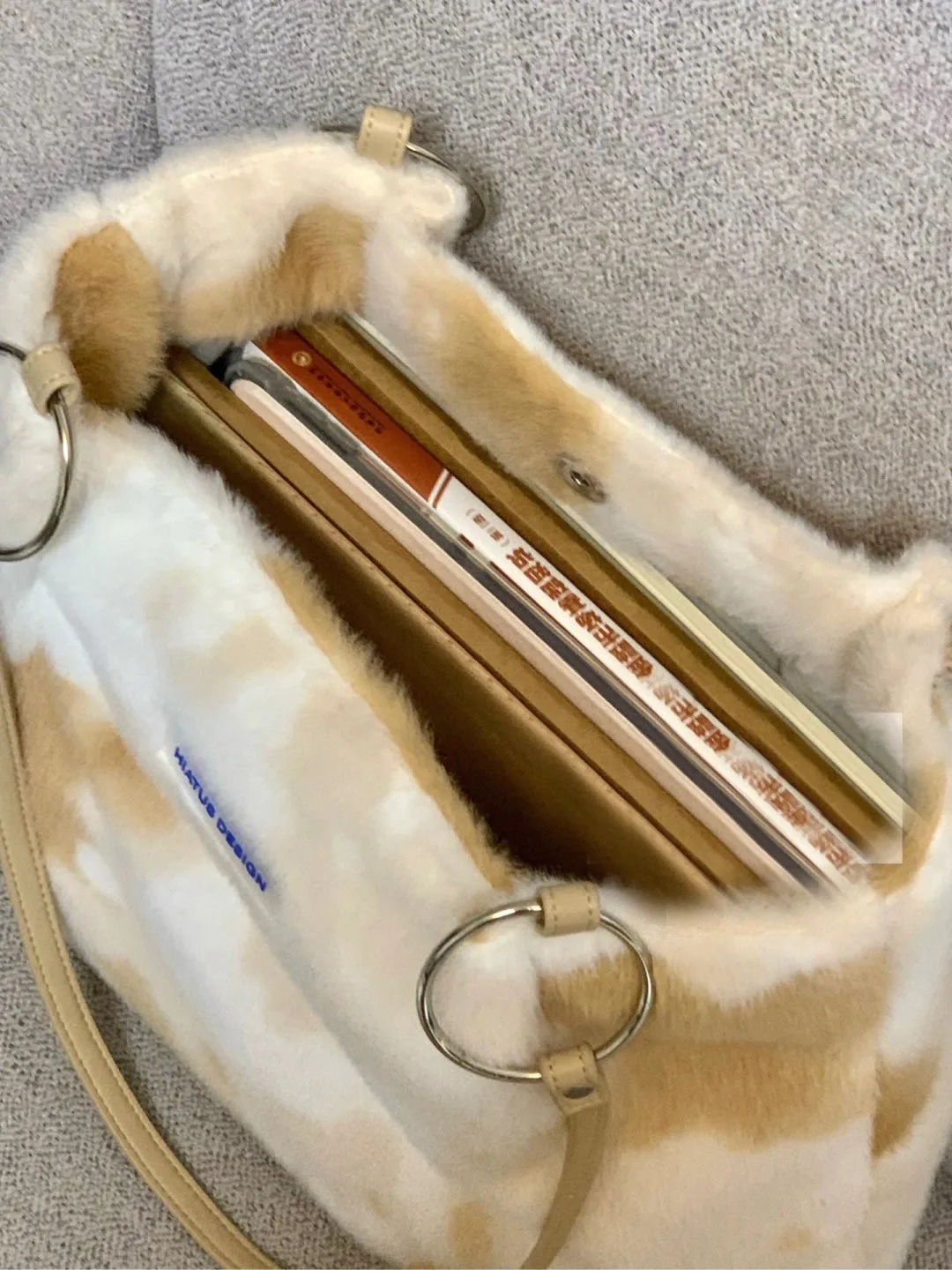 NEW Plush Shoulder Bag Autumn Winter Large Capacity Tote Handbag Student Bookbag Daily Commute Leisure Soft Shopper Storage Bag