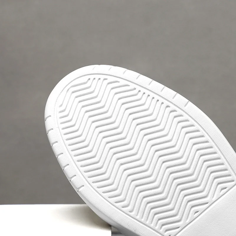 New Men Sneakers Zapatillas Mujer White Flat Shoes Ladies Outdoor Luxury Women Casual Shoes Women Sneakers Men's