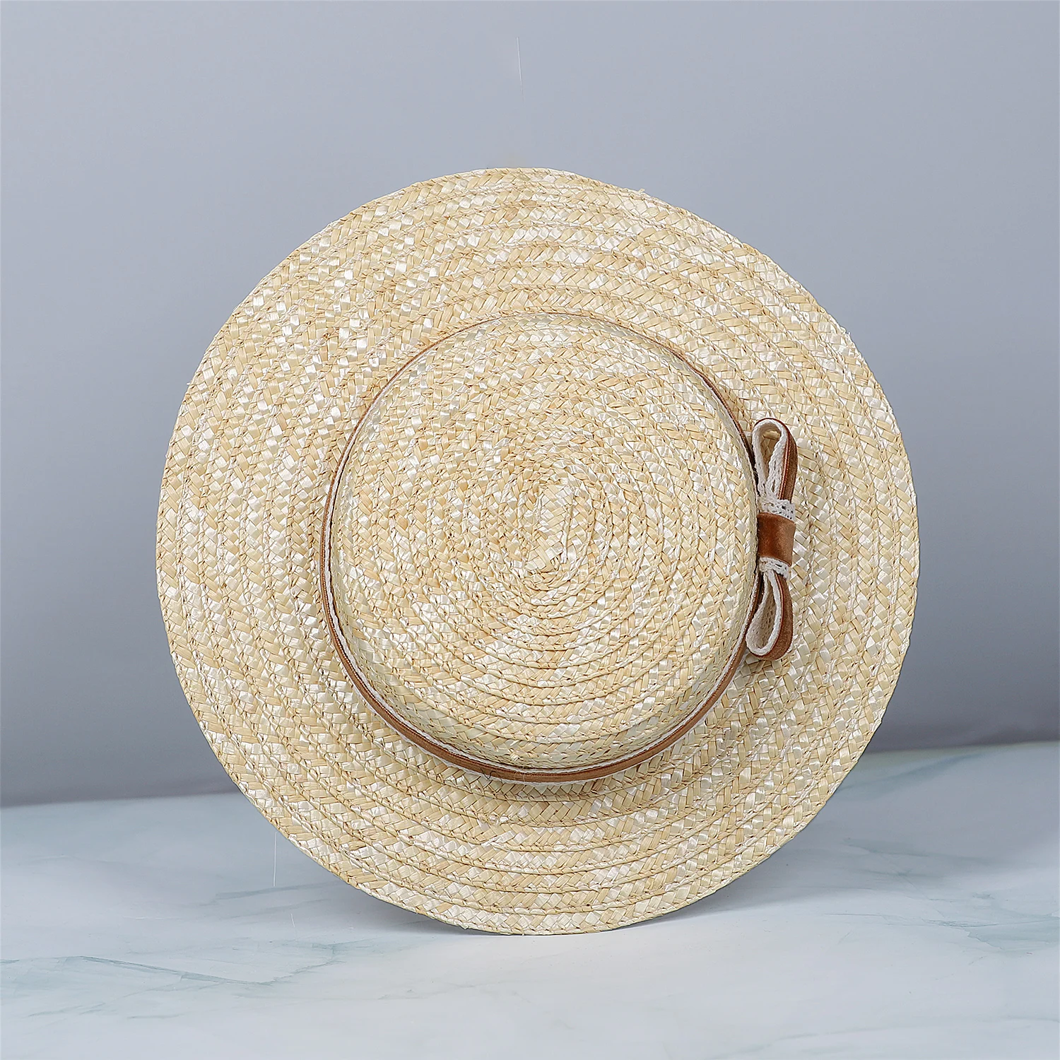 FS 2024 Strohhut mit flachem Oberteil und Samt und Häkelband, Schleife, Fascinator-Hüte für Damen, kurze Krempe, Cocktail-Teeparty-Kappe – Detail 15
