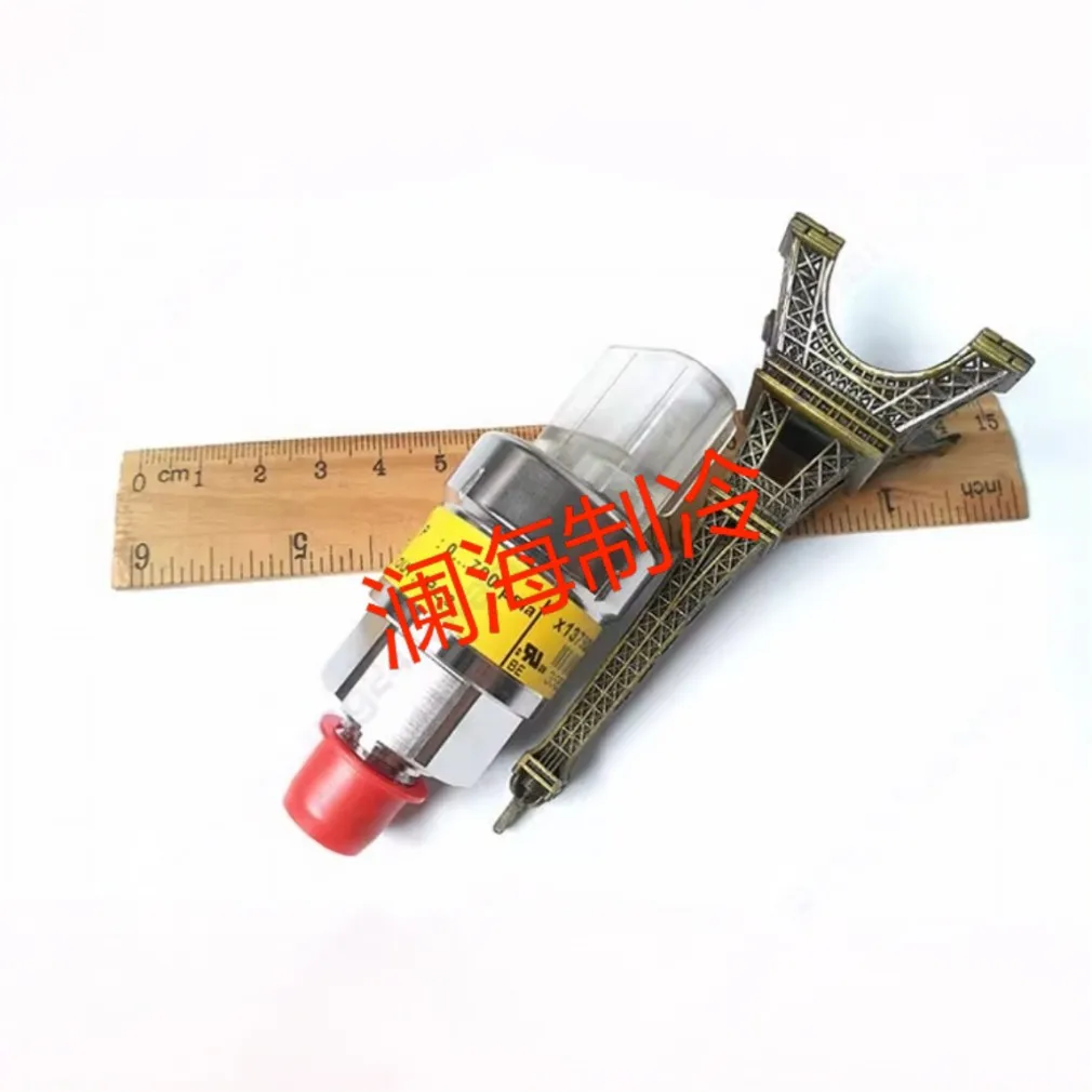 New Trane pressure sensor transmitter TDR00369 TDR00736 AKS1008 060G593505 X13790348100 0-50PSIA