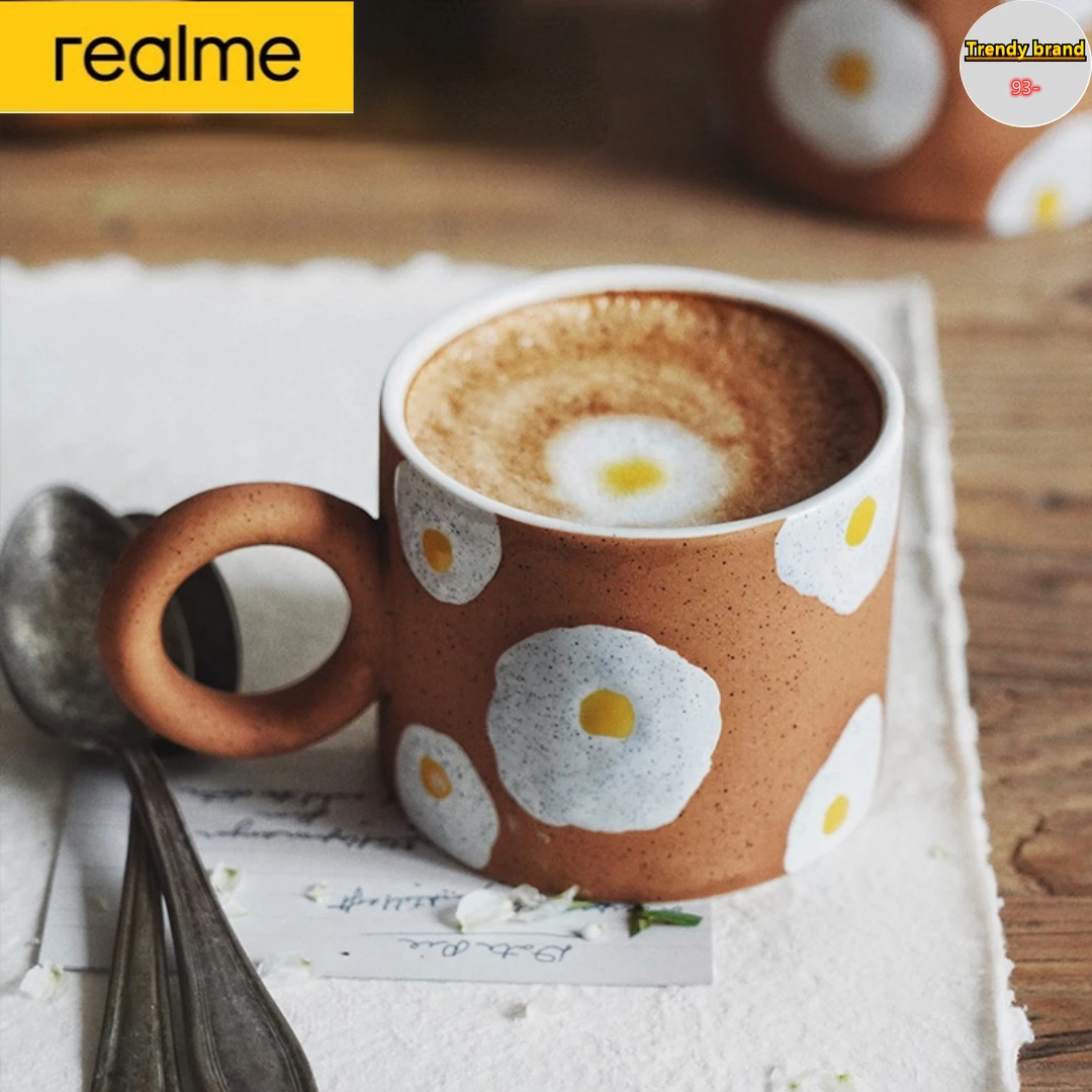 

Керамическая кружка в японском стиле с рисунком яиц ручной росписи