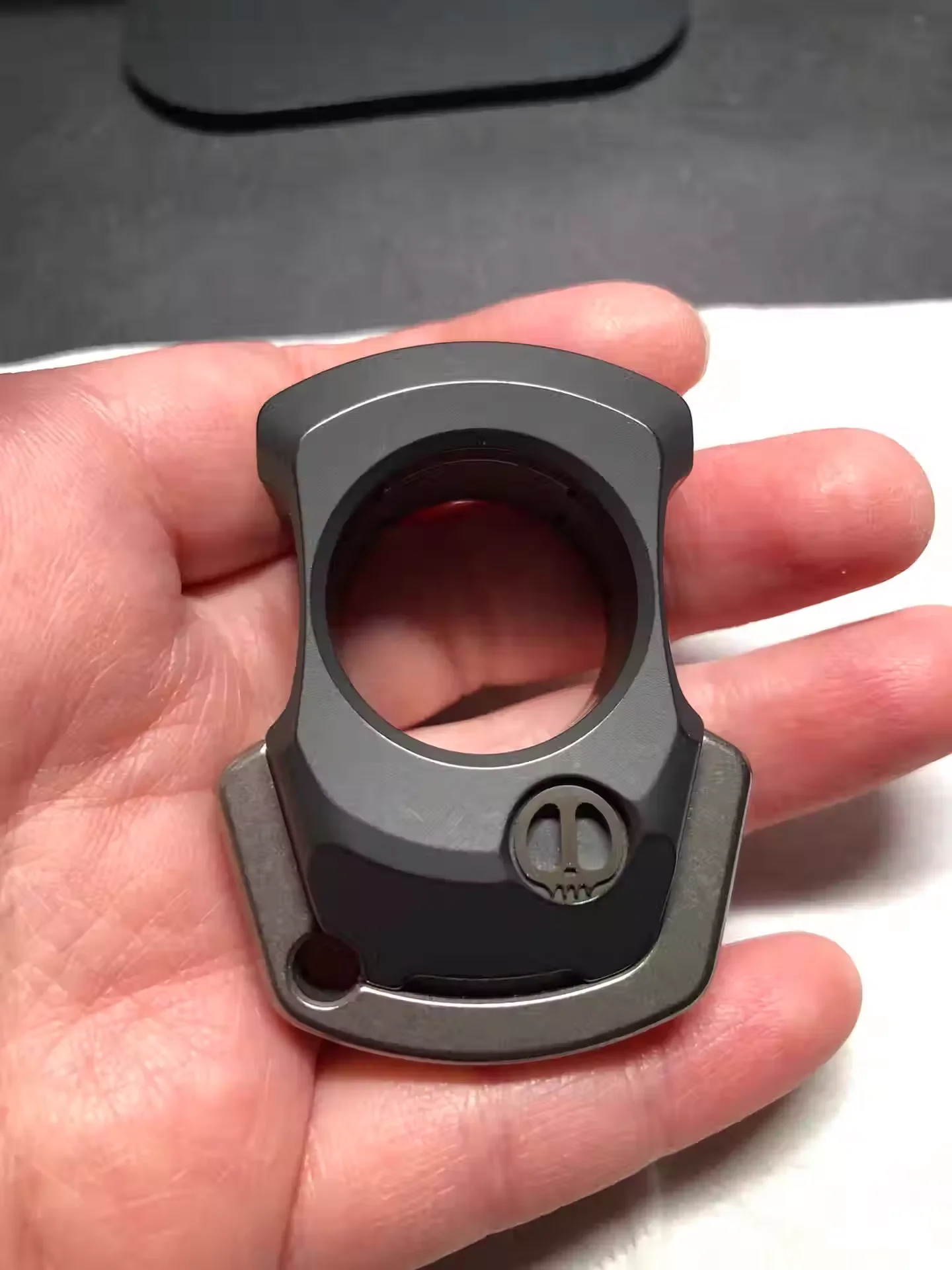 

Lautie из печати марки co Tiger Finger EDC