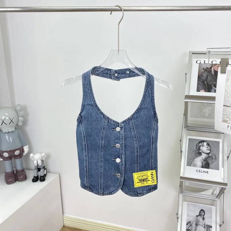 

Women's denim neck top