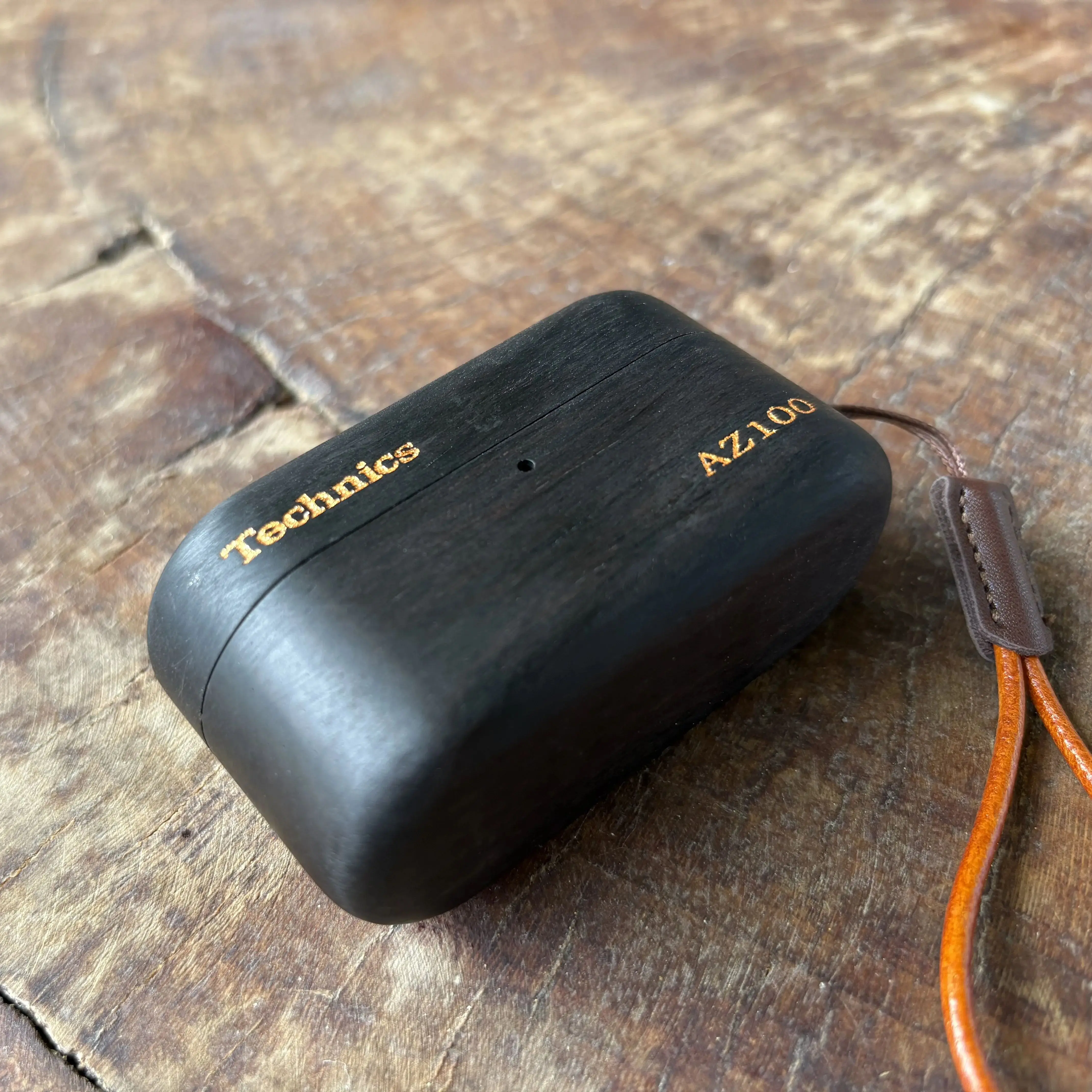 Panasonic/Technics EAH-AZ100 – Ebony Wood Protective Case – Unique