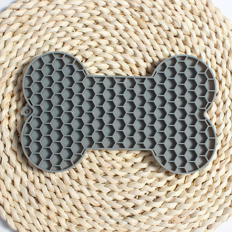 Title 8, Bone Shape Silicone Licking Pad Pet Dog Peanut ...