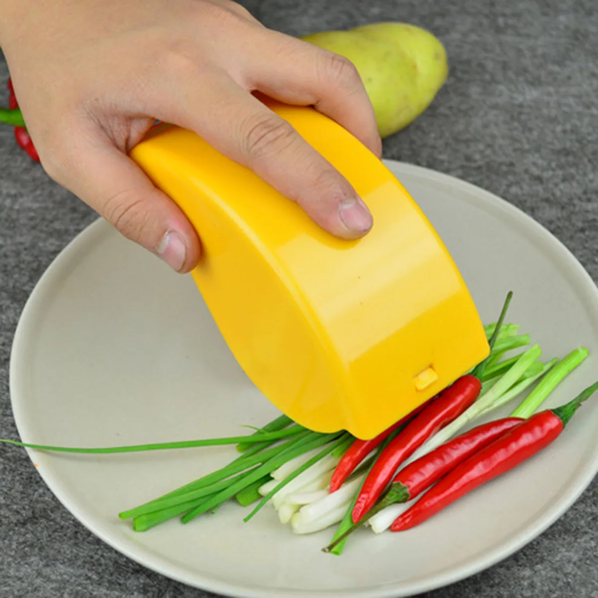 1pc-Multifunction Rolling Cutter Scallion Ginger Garlic Cutting Knife Vegetable Slicer Chopper Pizza Wheel Knife Kitchen Tool