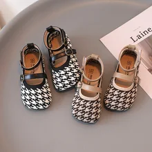 

Girls Korean Style Houndstooth Children Fashion Square-toe 2022 Spring New Flying Weaving Shallow Mary Janes Flat Moccasin Shoes