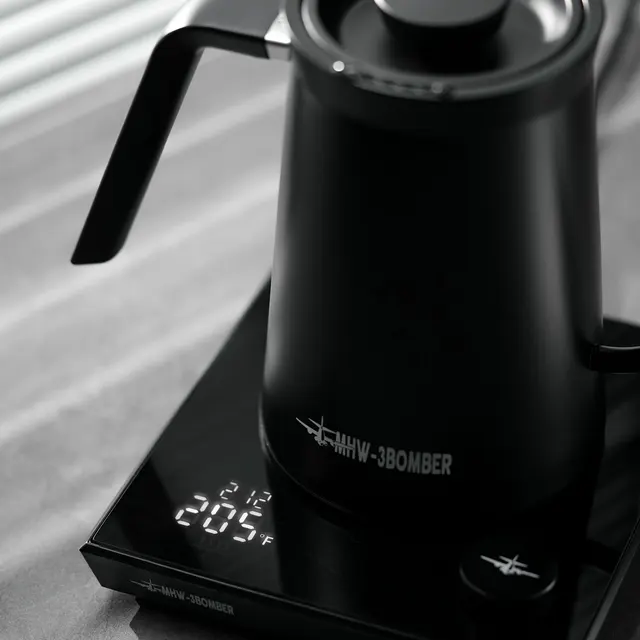 MHW-3BOMBER Smart Electric Coffee Kettle Precise Temperature Control Gooseneck Kettles Pour Over Coffee Home Barista Accessories 5