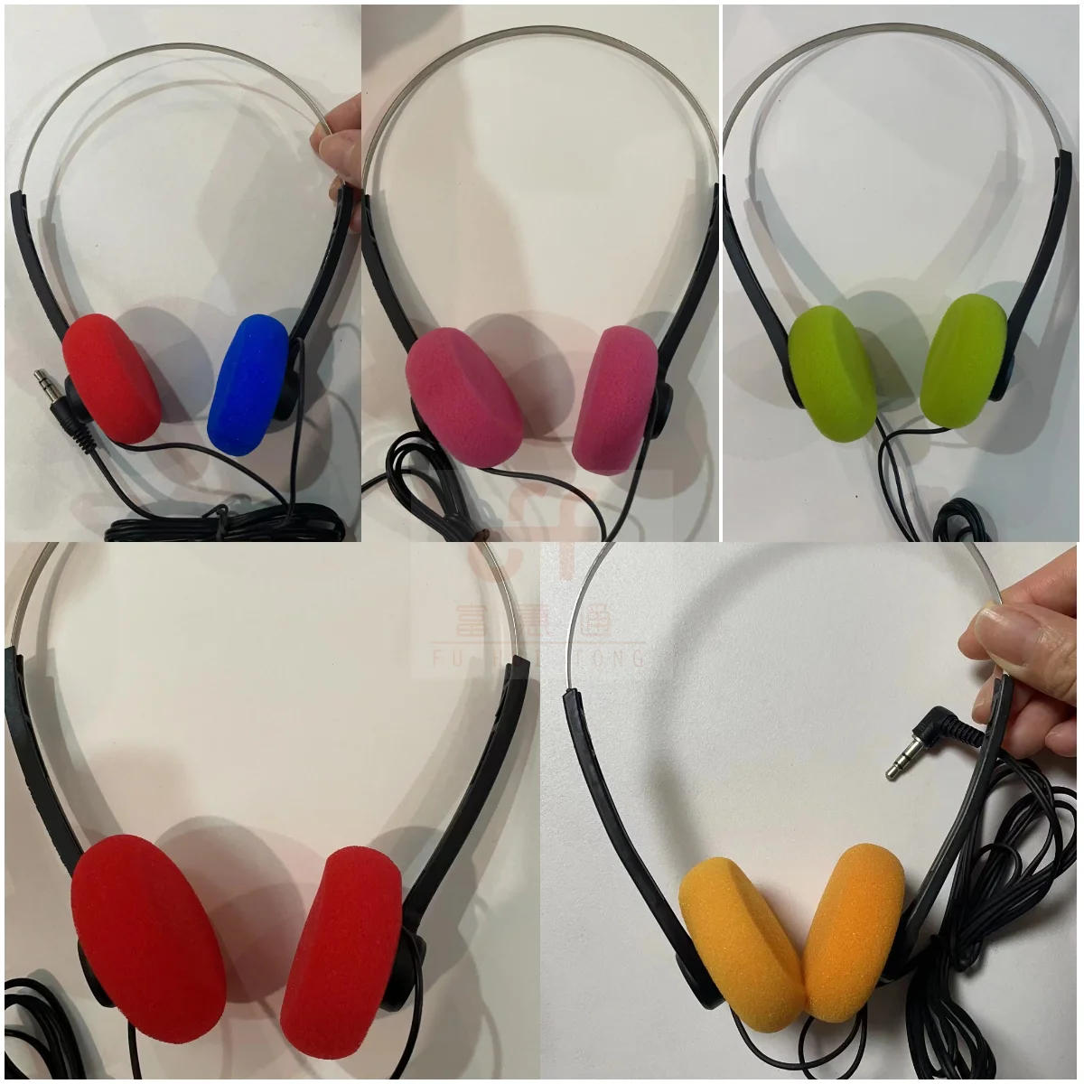 

Fashion Retro Steel Ring Classic Wired Headset CD MD Walkman MP3 Shooting Pose Model