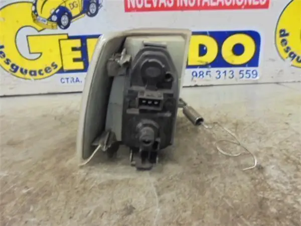 Левый передний мигающий Volvo 850 семейный диапазон (LW) б/у 2 5 TDI D 5252 T индикатор бег C |