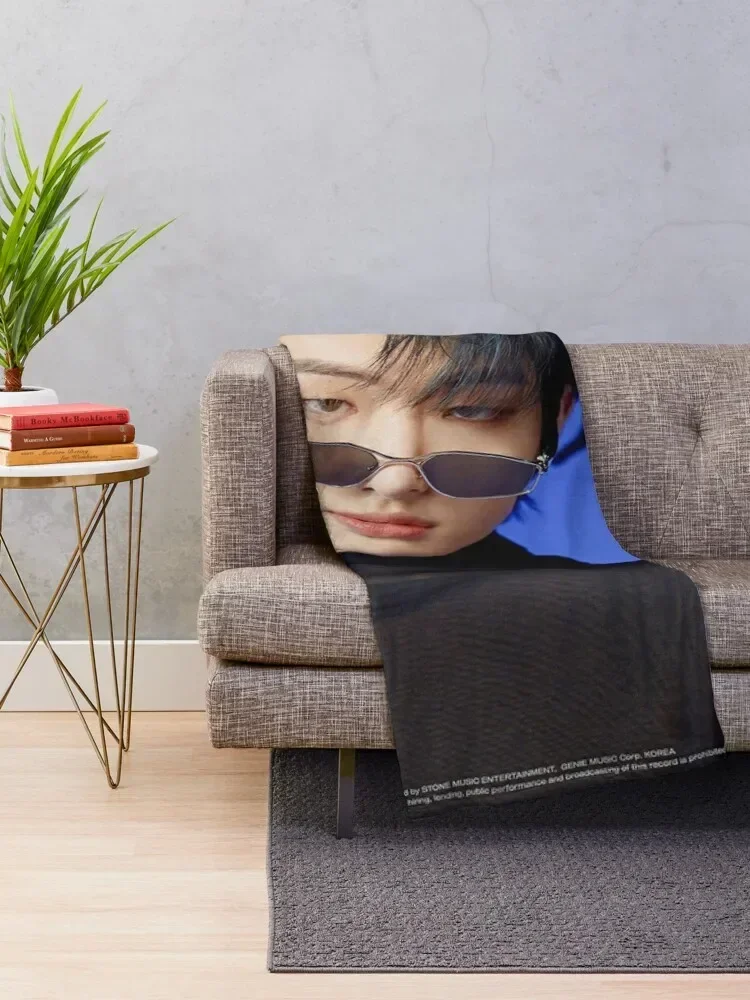 Mingi - Ateez Throw Blanket Bed linens Beautifuls christmas gifts Blankets 2