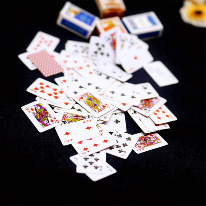 1 Pc Mini Playing Card Funny Toy Super Small Playing Cards Travel Poker Solitaire Fun Gift