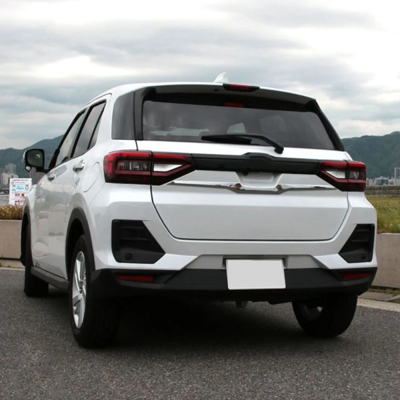 

2 шт., Защитные чехлы для противотуманных фар Toyota Raize A200A/210A