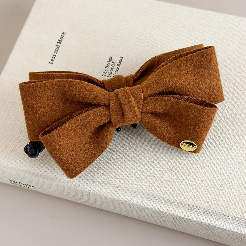 Anspruchsvoller doppelseitiger Tweed-Bananenclip mit Schleife für Herbst/Winter und goldenem Etikett, vertikaler Clip, Pferdeschwanz-Haar-Accessoire – Detail 13