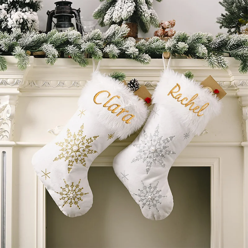 

Customized Name Christmas Decorative Supplies Plush Pearl Snowflake Christmas Socks Creative Plush Christmas Socks Gift Socks