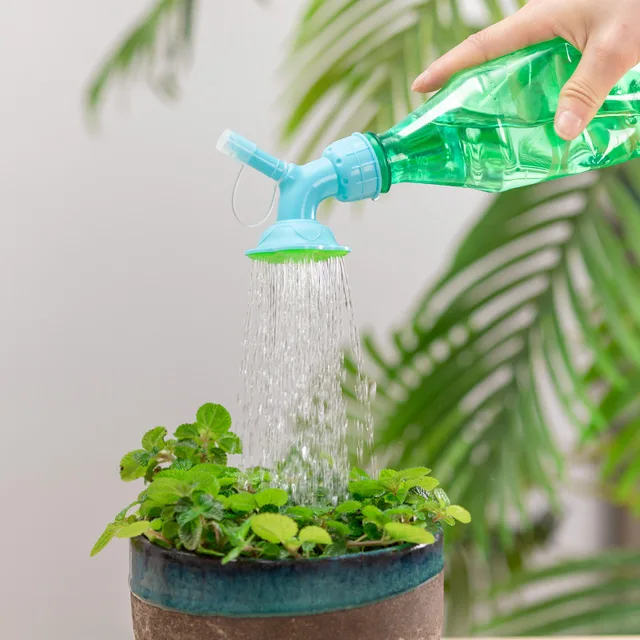 2 -Ből Öntő Fúvóka Fej Kertész Növényi Öntőszerszám Palack Sapka Sprinkler Kettős Fejvíz Kannák Kerti Szerszám - Image 2