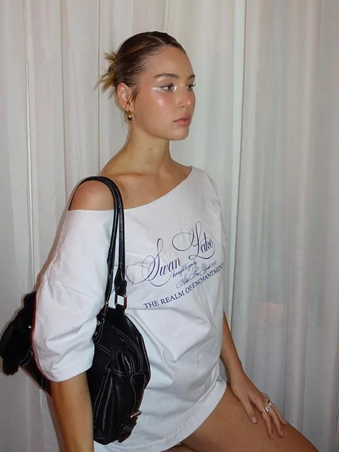 Casual Relax Woman T-shirt Letter 2025 Women Hot New Versatile Street Atmosphere Style Fashionable Chick Summertime Tops 2