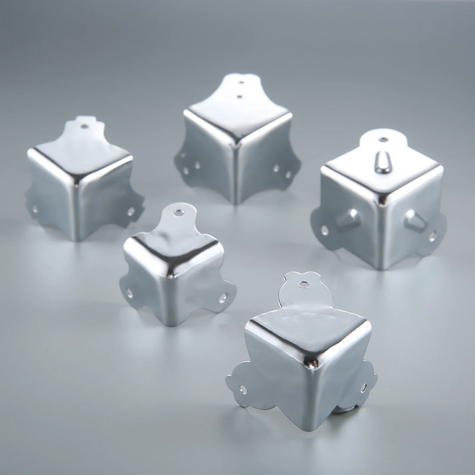 Stainless Steel Angle Bracket Angle Connector Angle Bracket Furniture Corner Protector Decorative Corner Cover 4Pcs Metal Luggage Air Box Aviation Corners Brackets Toolbox Wooden Jewelry Box Iron Angle Brace Corner Edge Protectors Covers