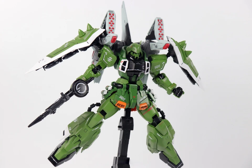 BLAZE ZAKU PHANTOM WARRIOR 1/100 MG 2001G ZGMF-1001/M HUANYING