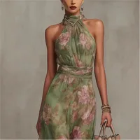 Robe longue de soirée fluide en mousseline verte à imprimé floral pour femme, col halter, sans manches, taille froncée 4