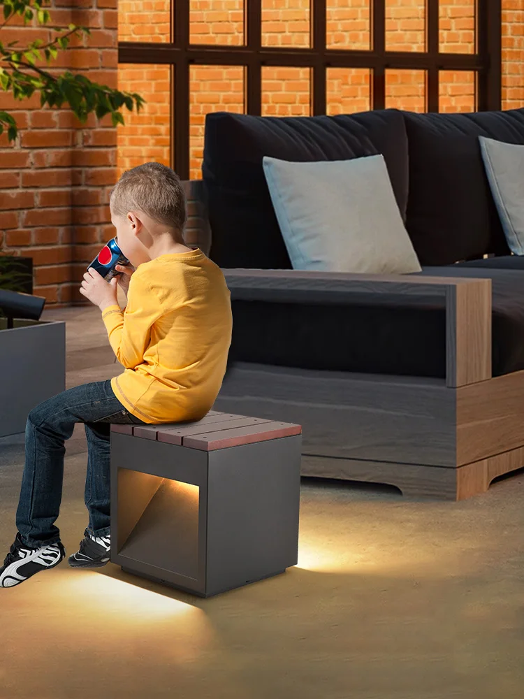 Courtyard Lawn Outdoor Waterproof Modern Minimalist Led Stainless Steel Villa Garden Stool Landscape Light 6