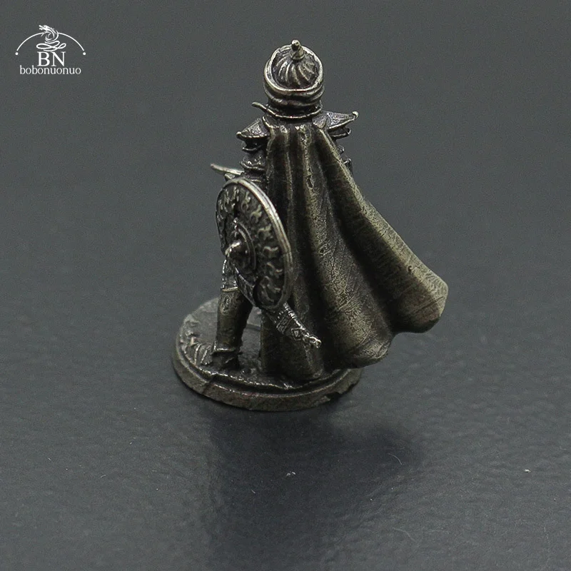 Description Picture 4 of itemWhite Copper Metal Warrior Arab Knight Soldier Model Miniature Figurines Board Game Pieces Car Decoration Boy Gift
