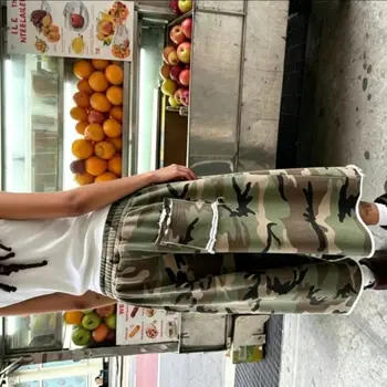Retro Casual Y2K Camouflage Camo Print Wide Leg Burr Pocket Sweatshorts Hip Hop Harajuku Streetwear Unisex Men Women Shorts 1