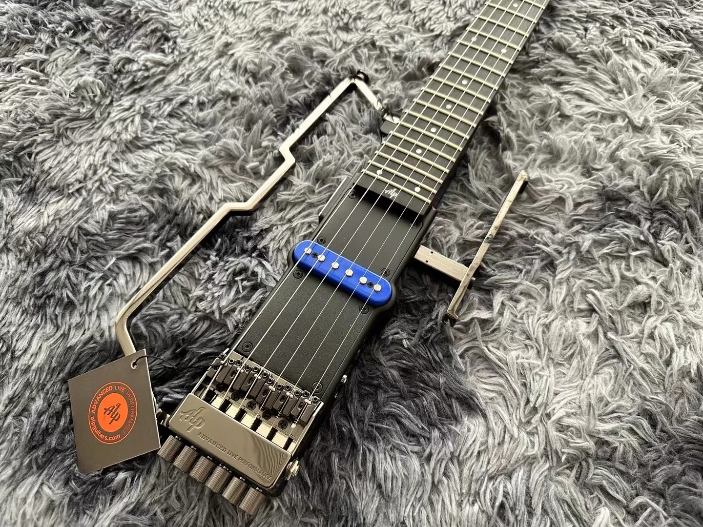 Alp Travel Guitar Foldable Body Structure FT-221S