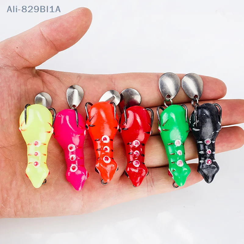 Thunder Frog 4.7Cm 5.2G Mini Doppio Gancio Thailandia Road Runner False Bait Paillettes Modificato Thunder Frog False Bait Fishing