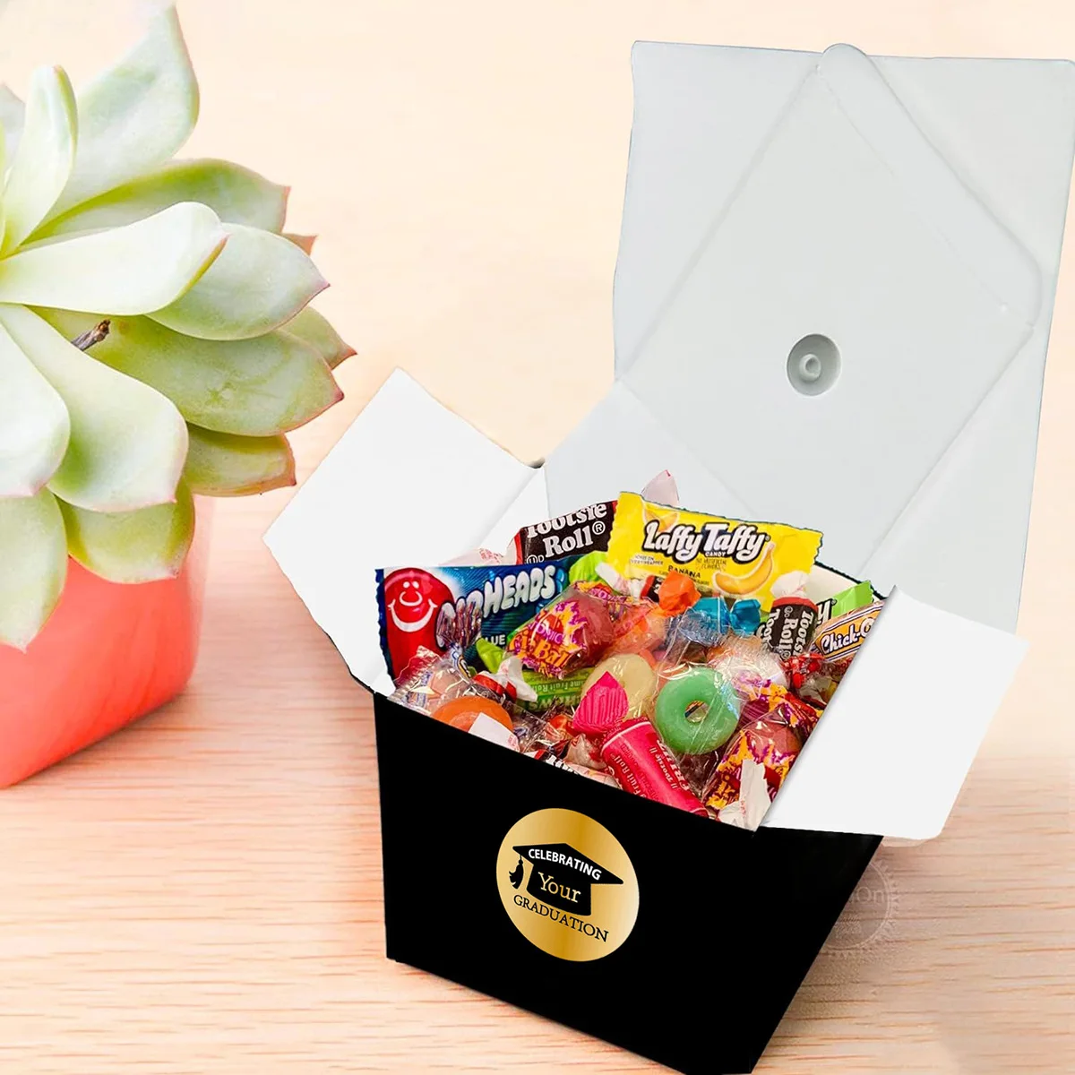 12pc/set Graduation Candy Box with Stickers Bachelor Cap Congrats  Gift Packaging Box Graduate Party Decoration Supplies