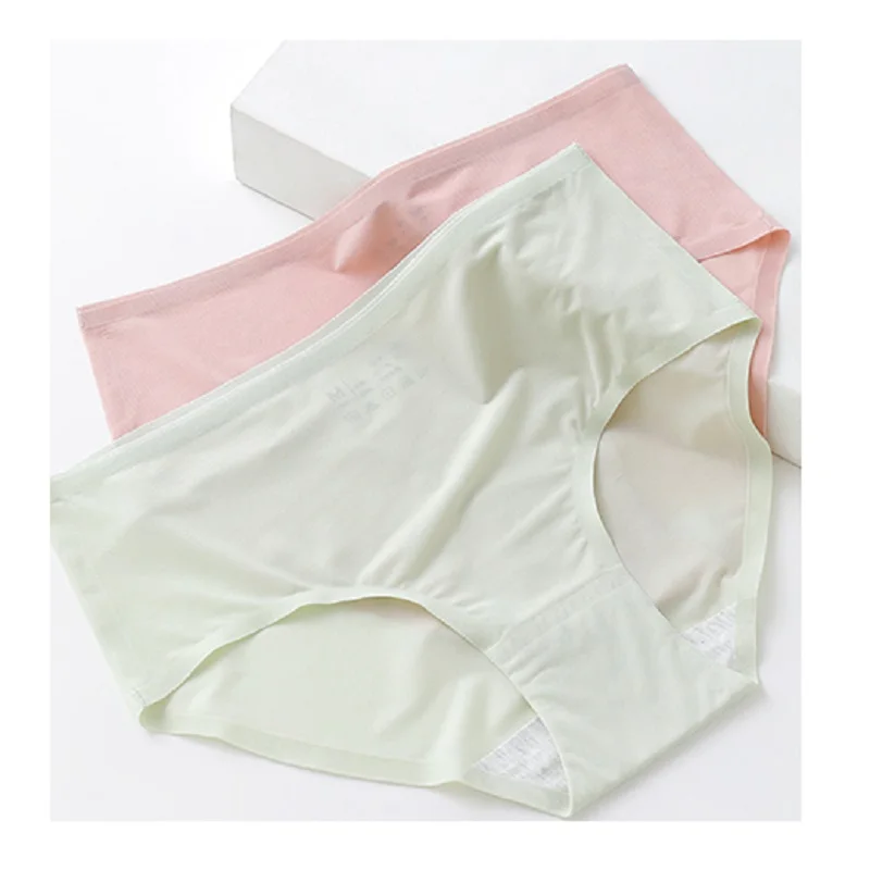 Women's Panties Quick-dry Traceless Briefs Mid Waist One Piece Female Underwear Ice Silk Briefs Seamless Large Size Underpants