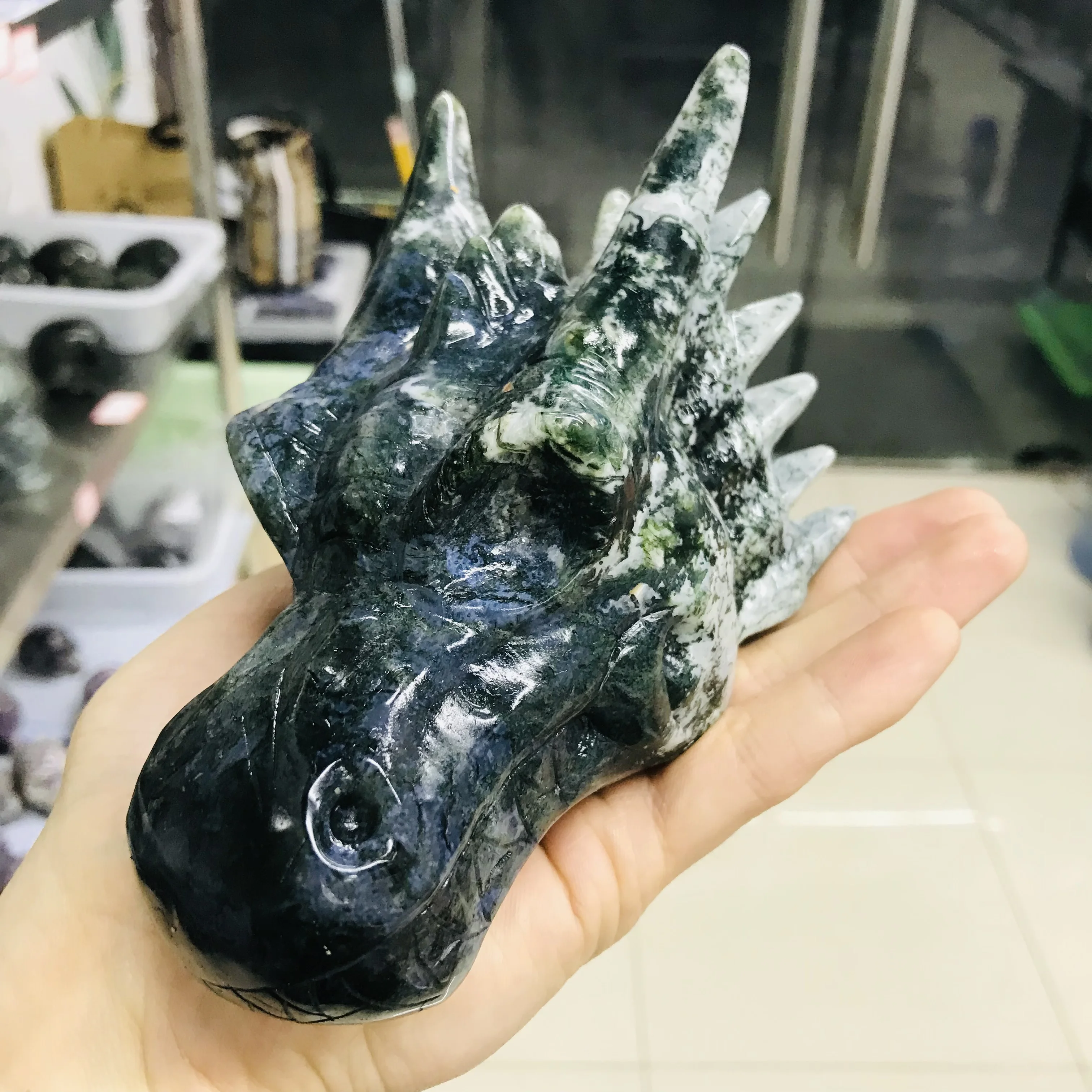 

AGATE DRAGON HEAD, MOSS AGATE , CRYSTAL FAUCET WITH STRONG STRENGTH HEALING STONE, NATURAL STONES AND MINERALS QUARTZ STONE
