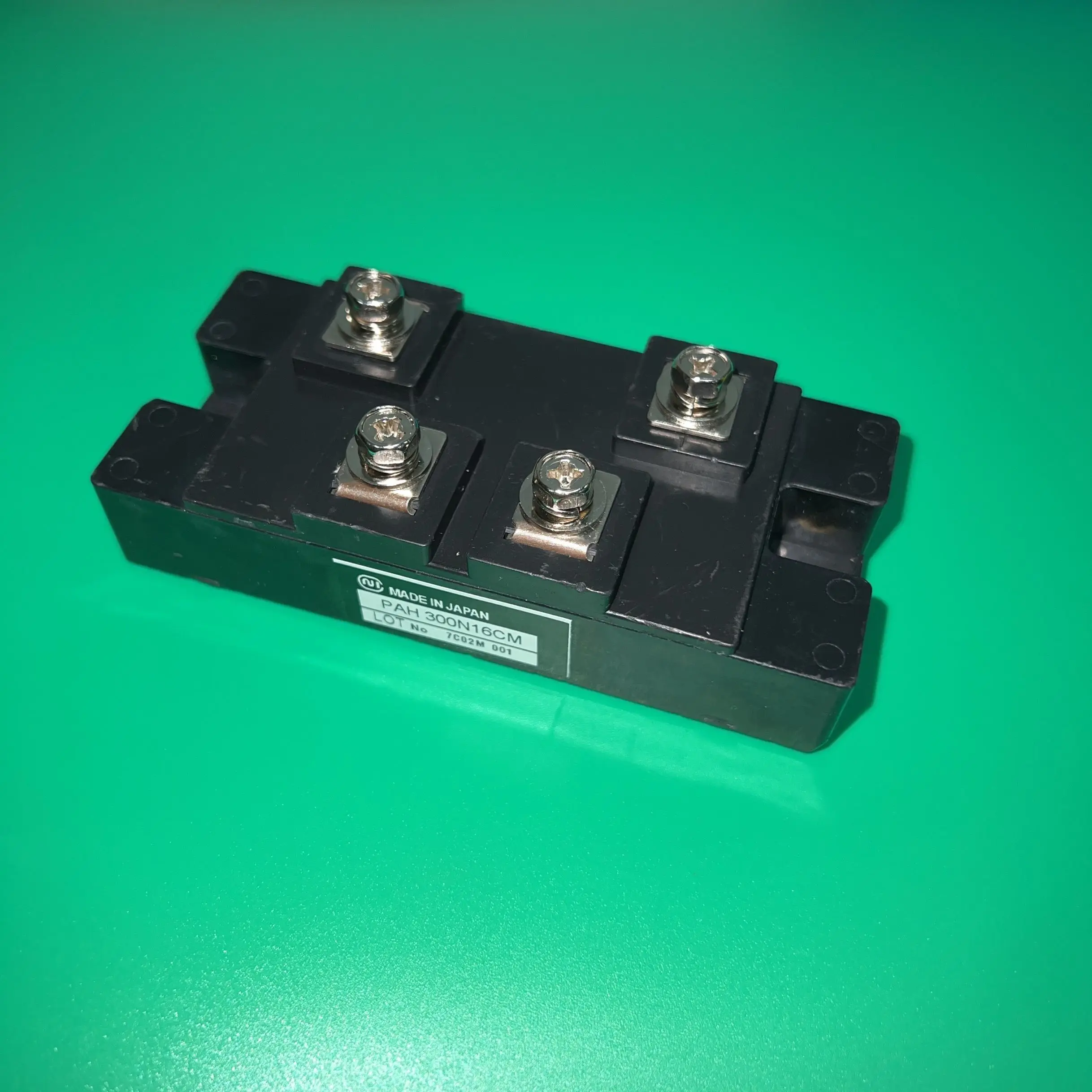 

PAH300N16CM контрольный тиристорный модуль IGBT Пау 300N16 см PAH300N16-CM