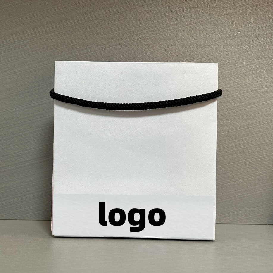 Рисунок 6 - Бархатная Подарочная коробка с